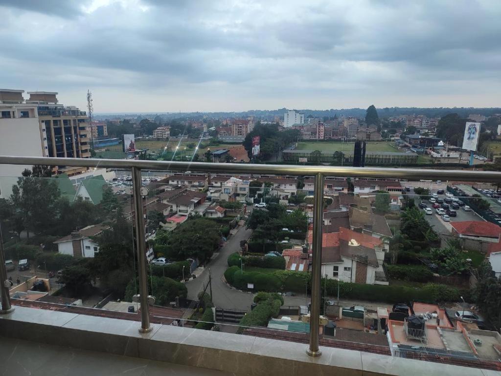 Stayrest Safari Tours New 3 Bedroom Apartments In Kilimani Nairobi With Rooftop Pool Zewnętrze zdjęcie